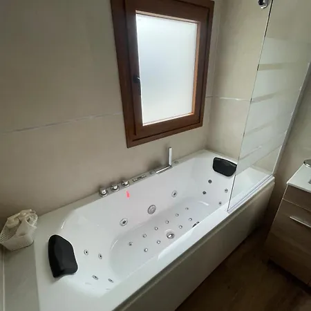 Rurales Casa Carloto * Castanedo (Cangas del Narcea, Asturias)